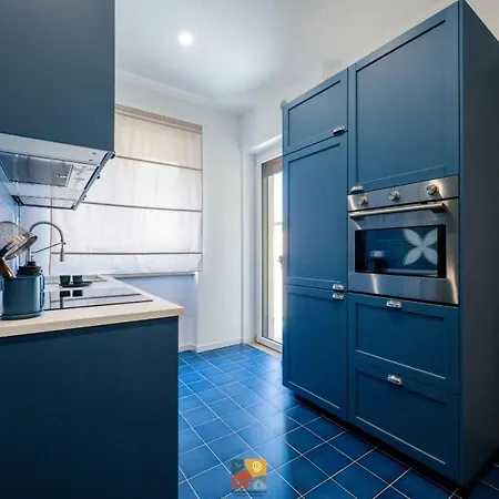 Donna Maria - 3bd Sorrento-pool-terrace